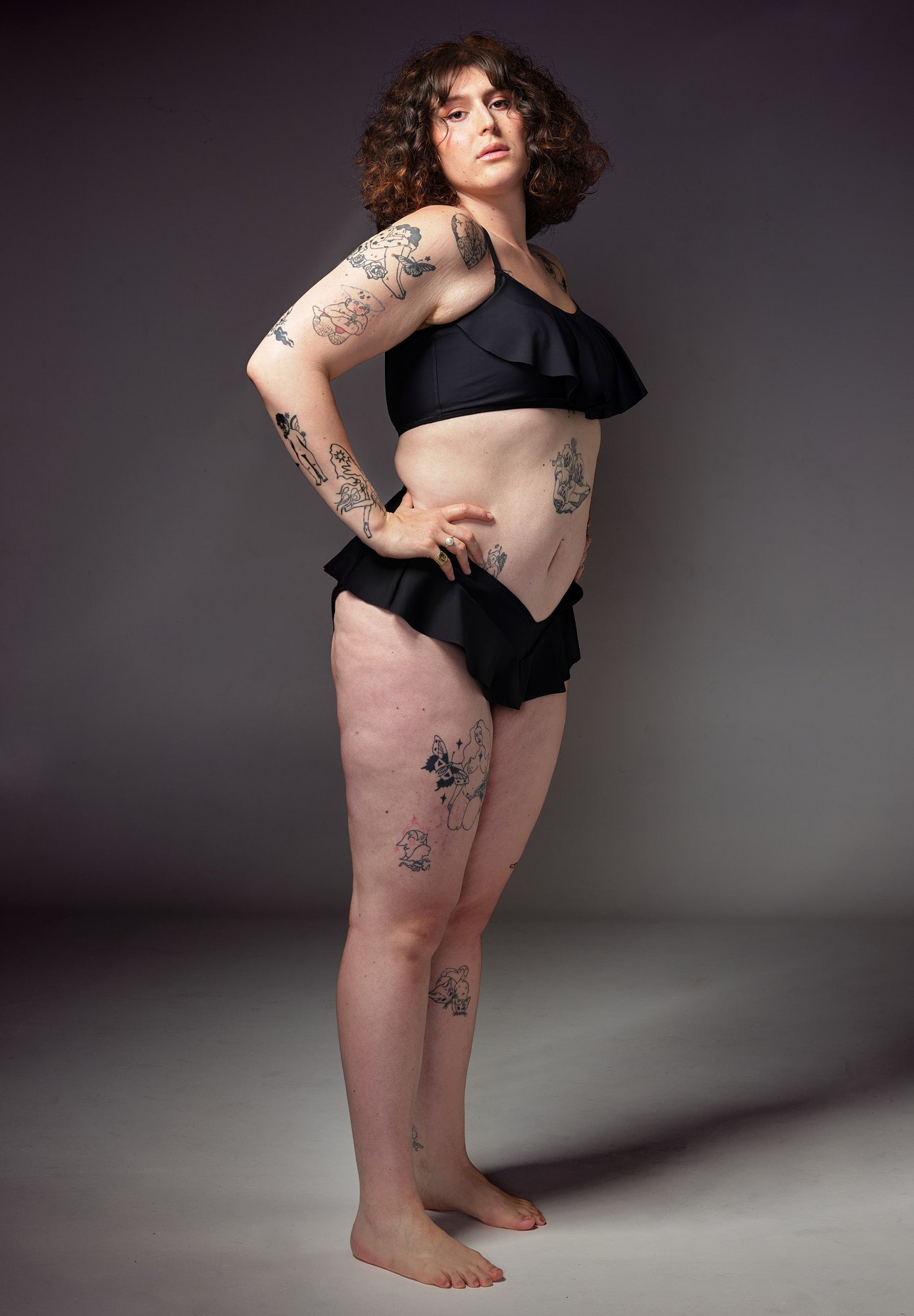 Tucking Bikini Brief Ruffle black