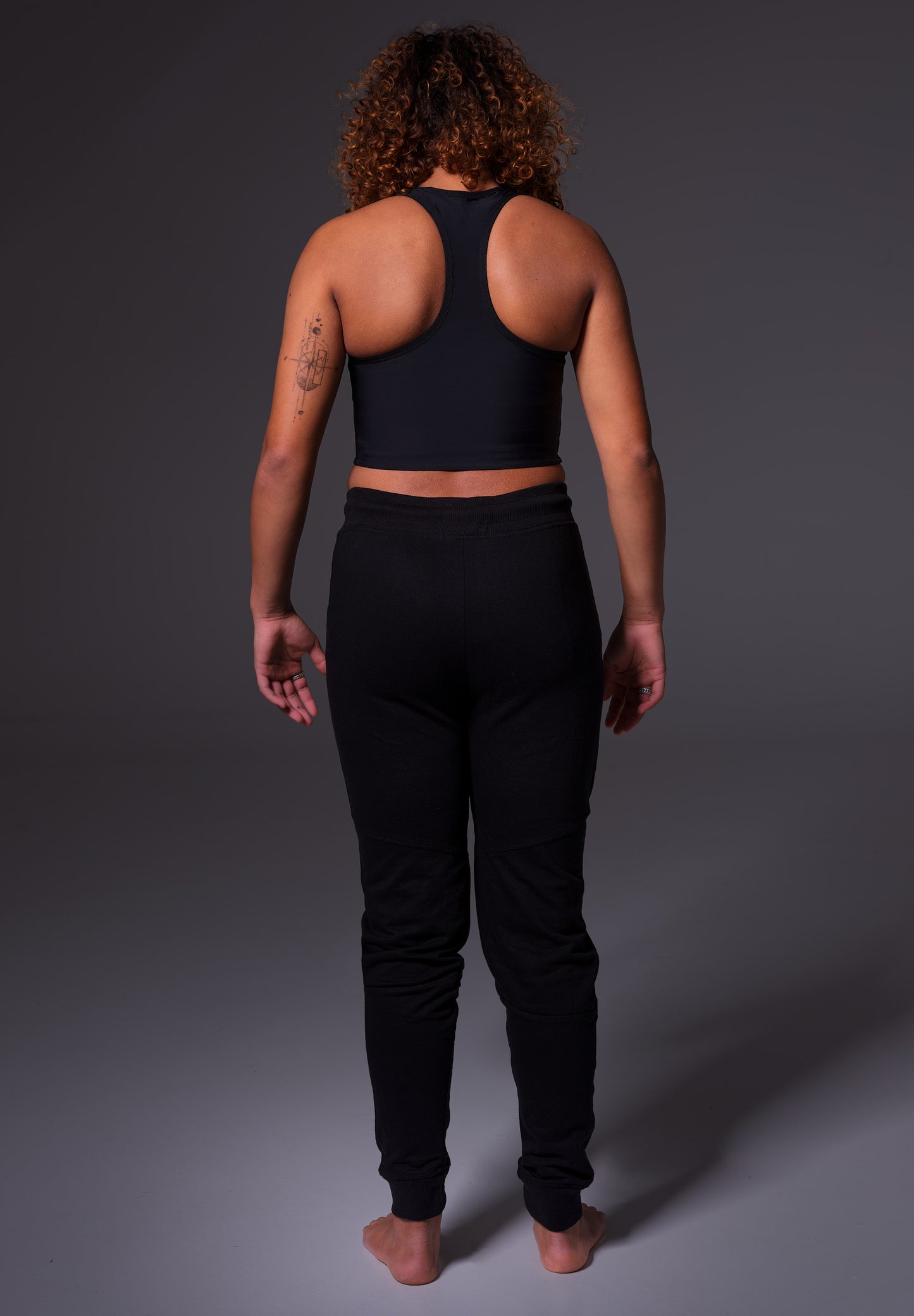 Tank binder