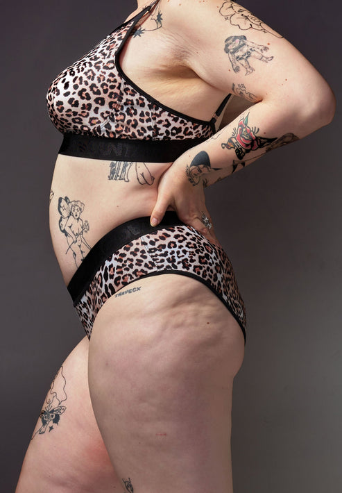 Signature Tucking Bikini Brief leopard