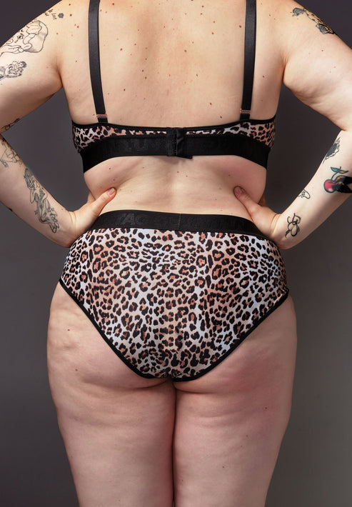 Signature Tucking Bikini Brief leopard