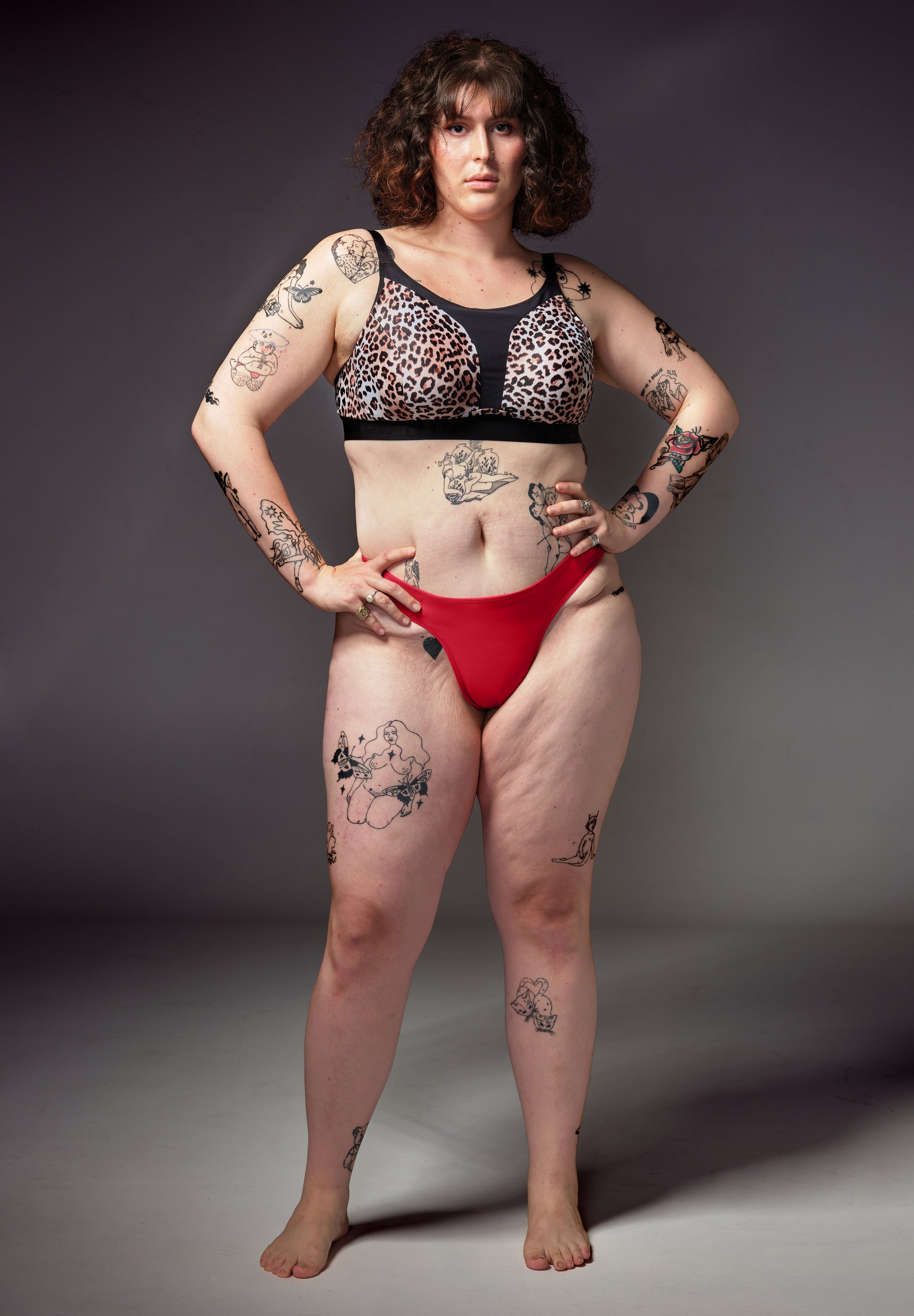 UNTAG MtF trans femme tucking underwear panties thong tanga red - model front